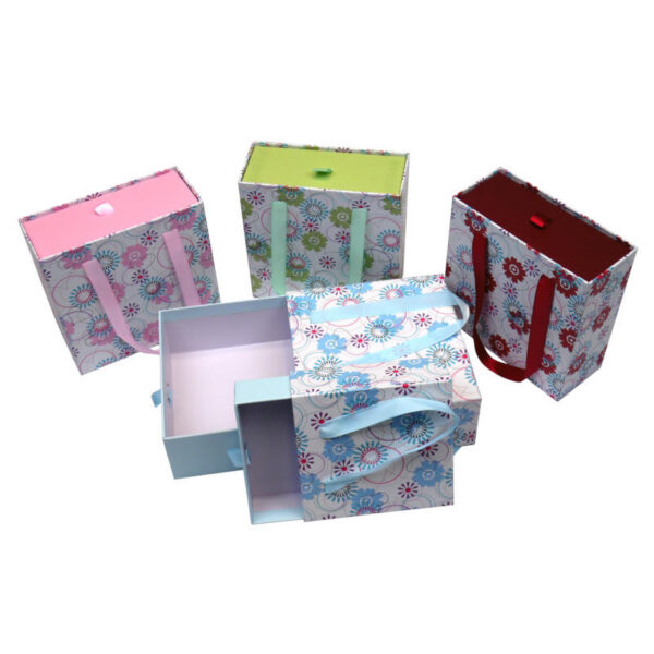 gift boxes (2) 17cm x 13cm